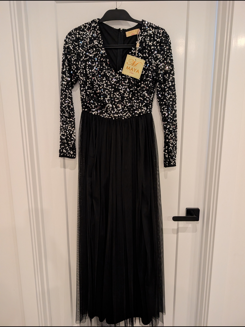 Maya Deluxe V-neck long sleeve maxi dress, US 4